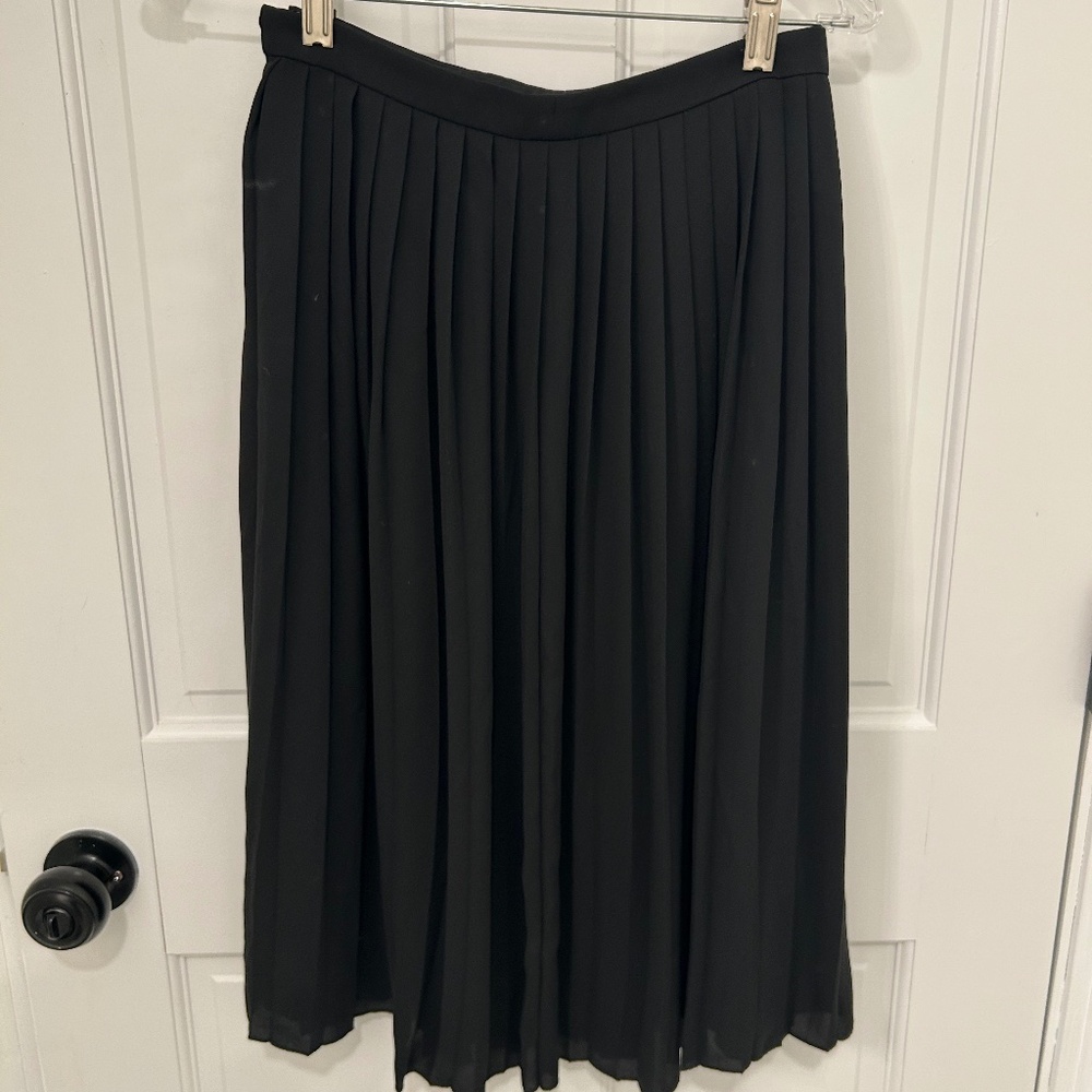 Black, pleated midi skirt